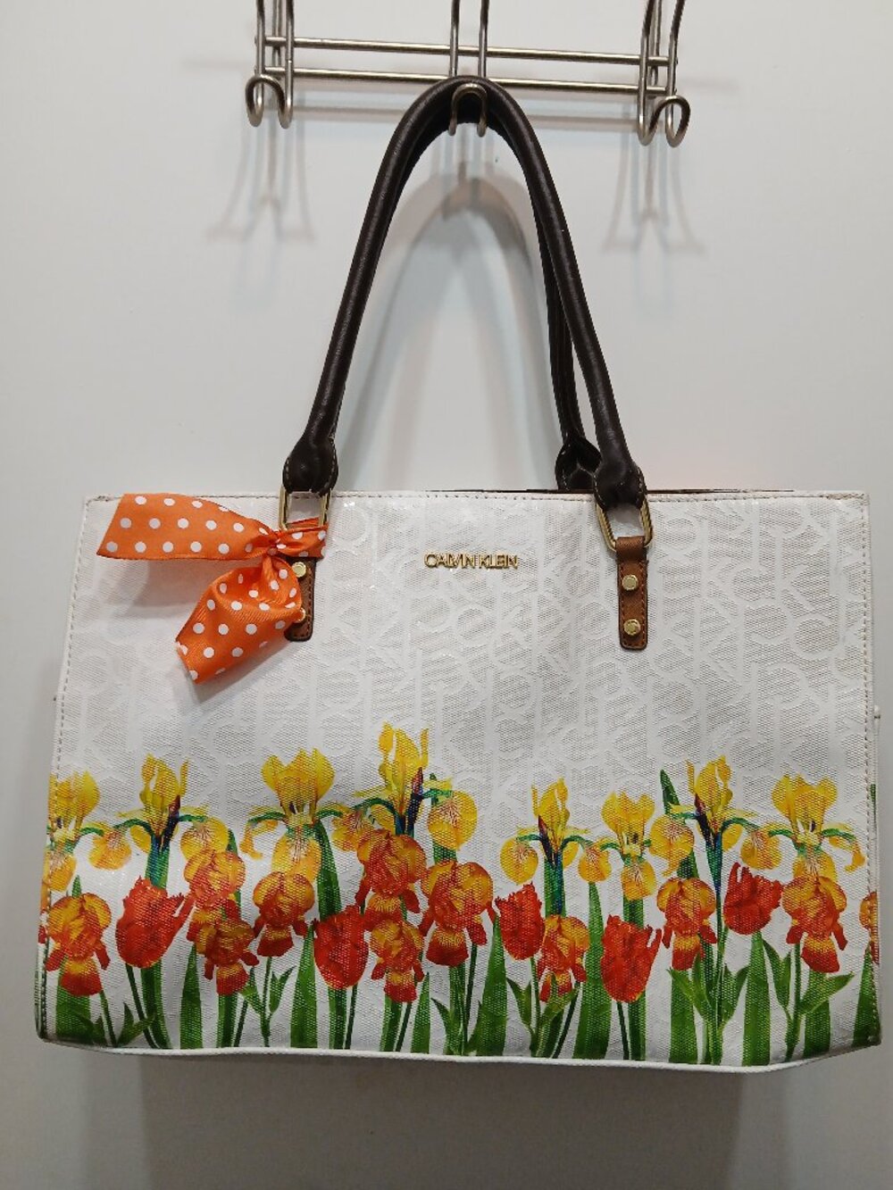 Calvin Klein Wild Iris Tote